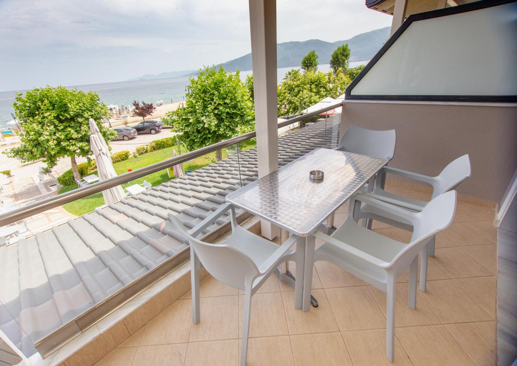 Amalia Mare Sea View Daire Vrasná Oda fotoğraf